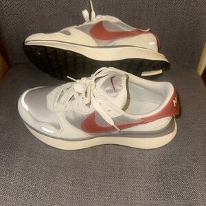 Nike grey Phoenix waffle 7.5